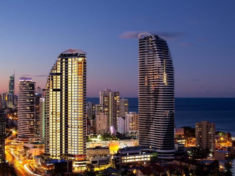 Peppers Broadbeach Aparthotel 5*